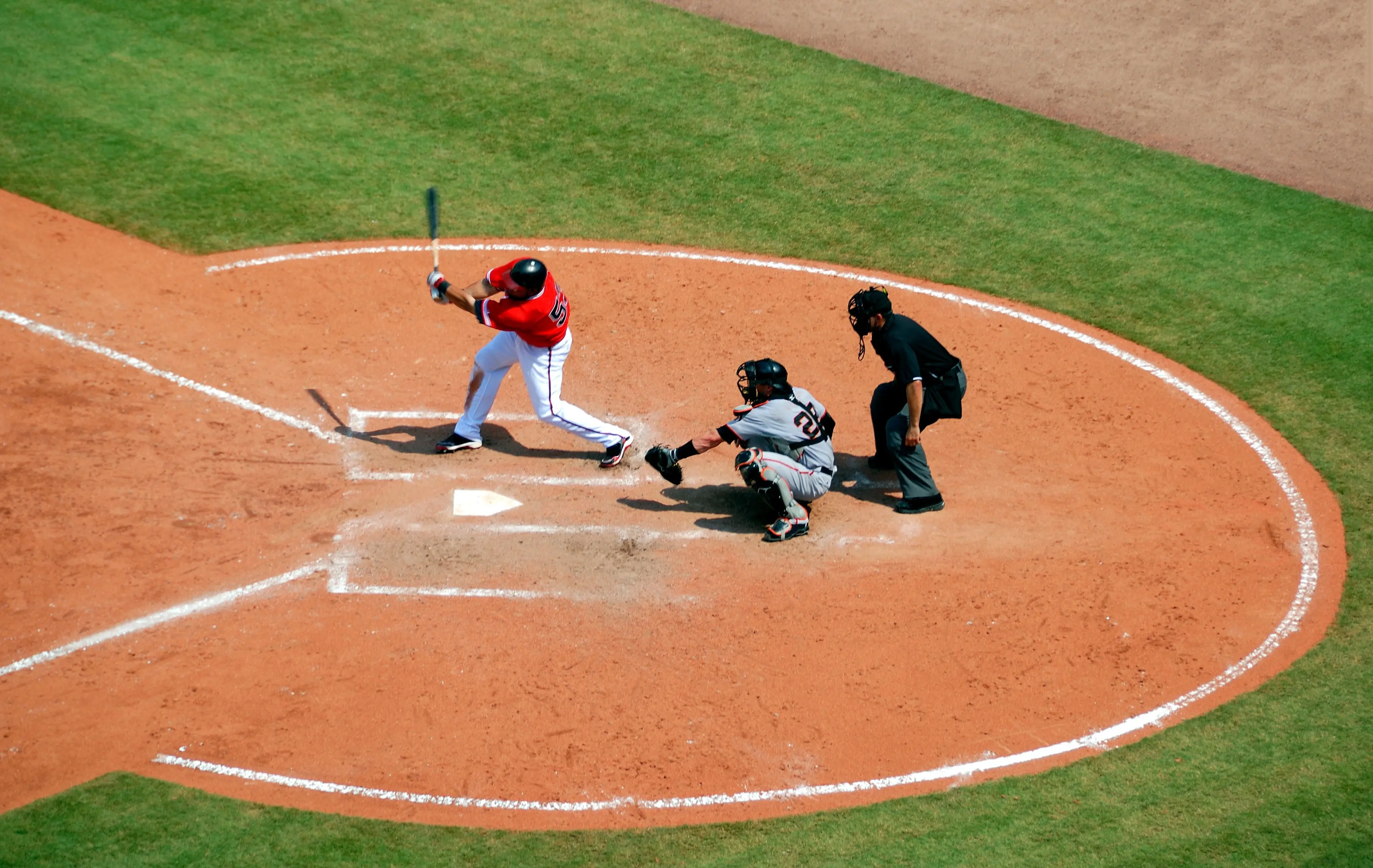 How to become a baseball player in college