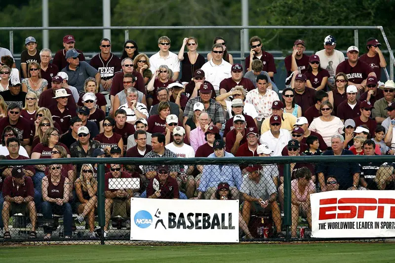 Why are Americans so crazy about baseball game Why are Americans so crazy about baseball game