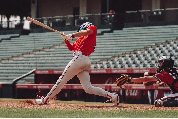 Metal vs. Molded Baseball Cleats