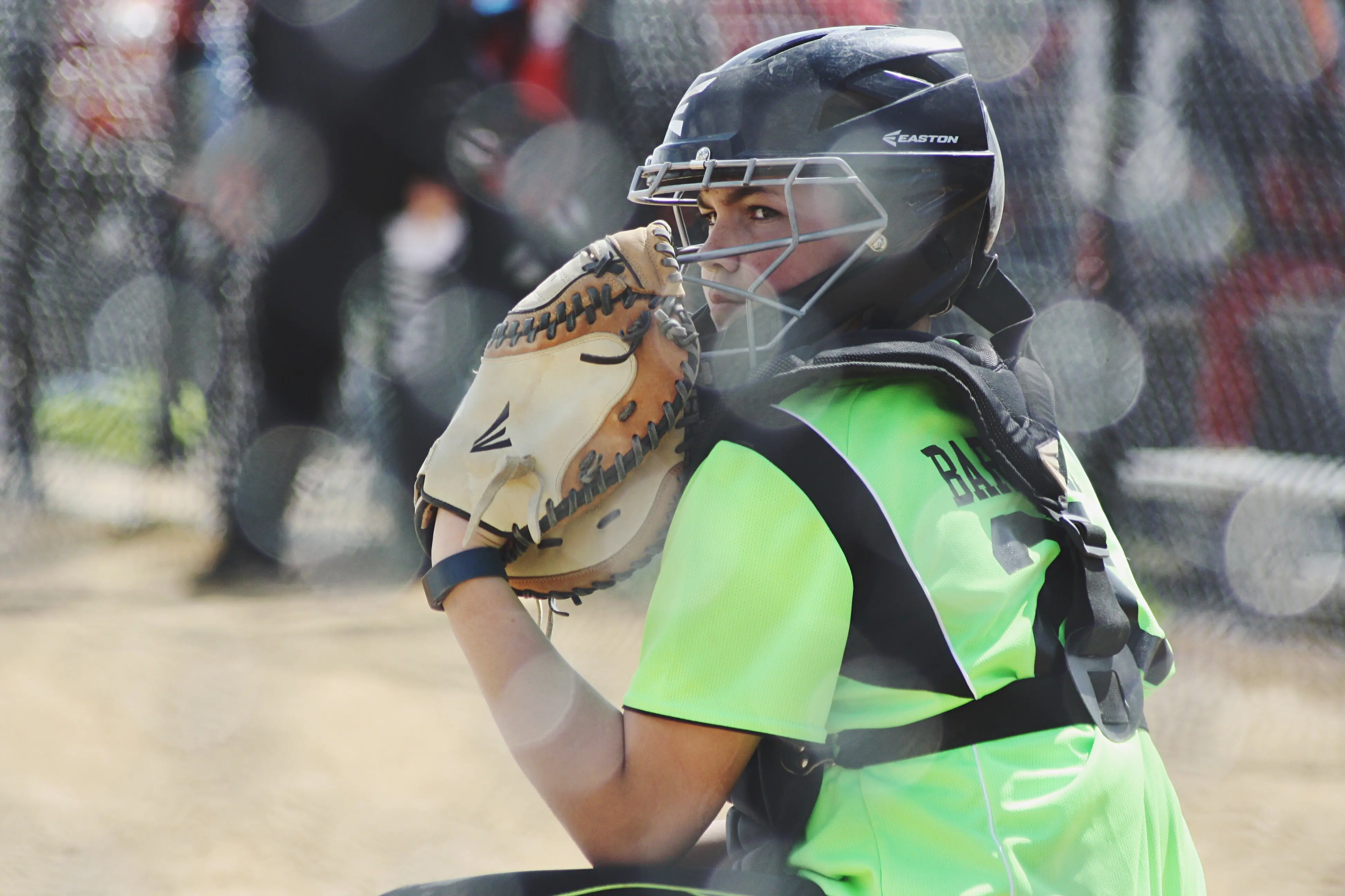 Difference-between-fastpitch-and-Slowpitch-Softball