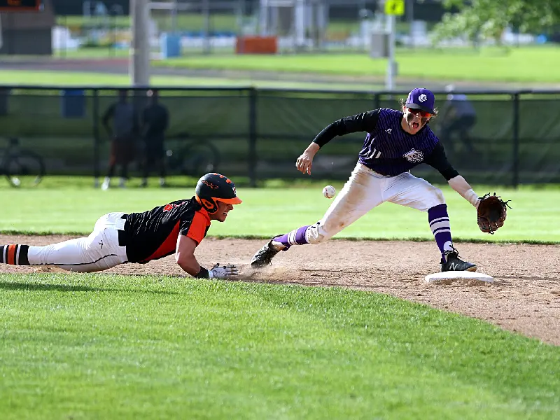 2nd Baseman Glove Feature