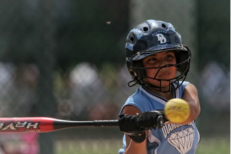 Best Slowpitch Softball Bats What is Slowpitch Softball?