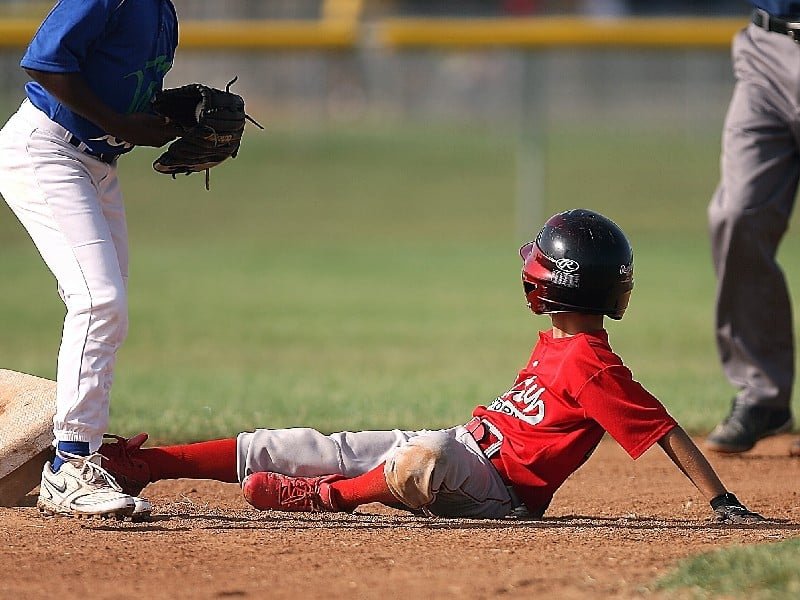 5 Baseball Sliding Mitt Reviewed Slide Safely within the Diamond