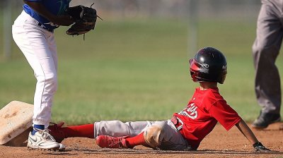 How to choose baseball cleats?